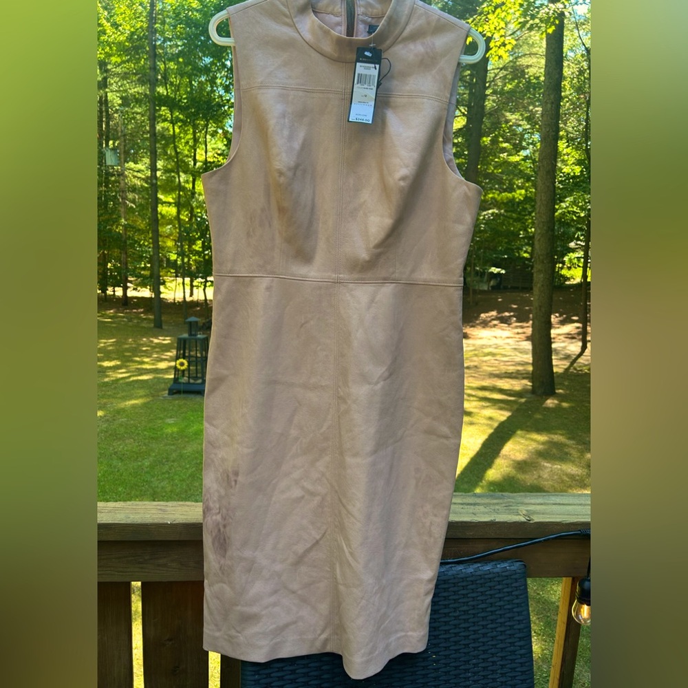 BCBG DRESS - SOLD AS DAMAGED